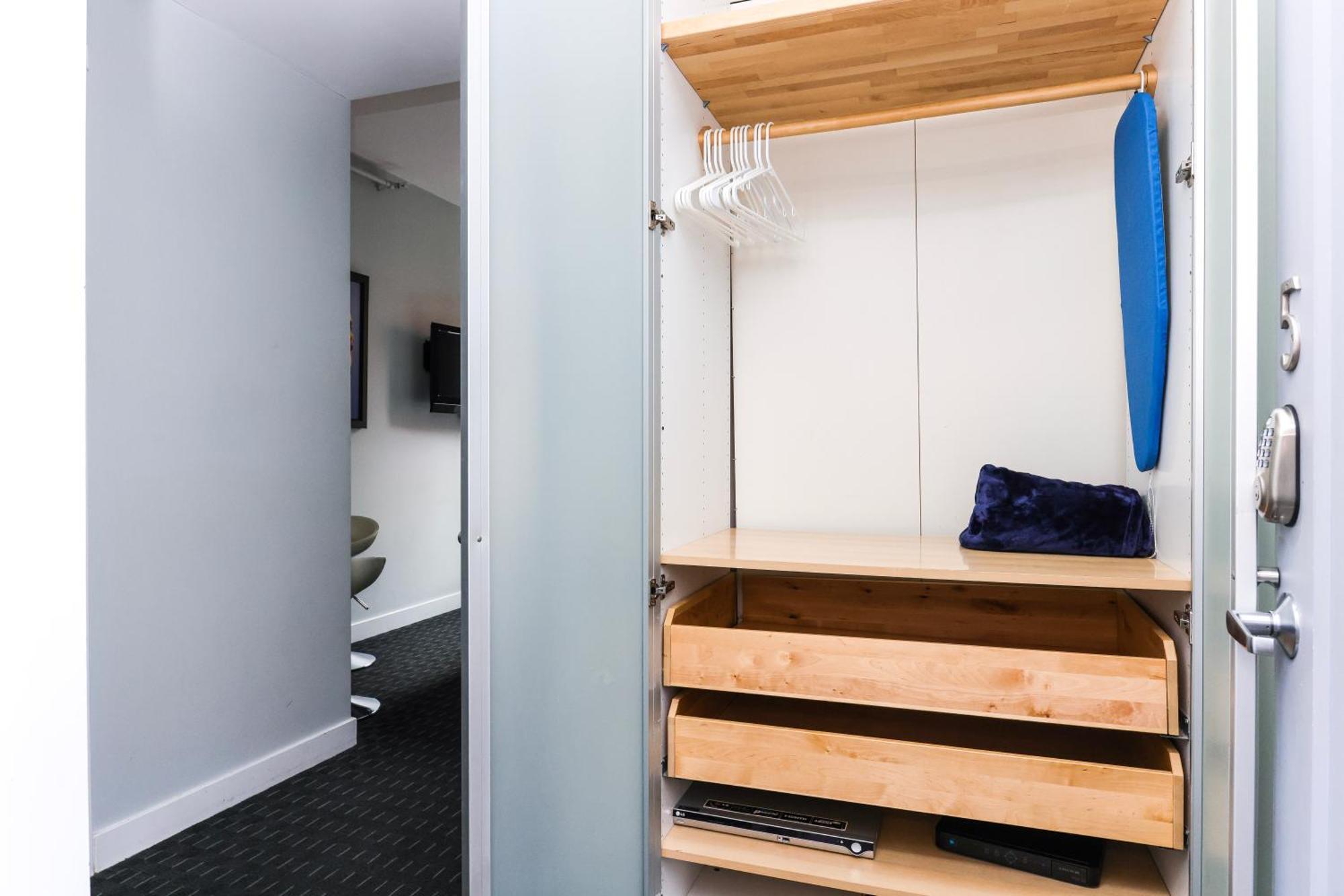 Cozy Newbury Street Studio, #5 บอสตัน ภายนอก รูปภาพ
