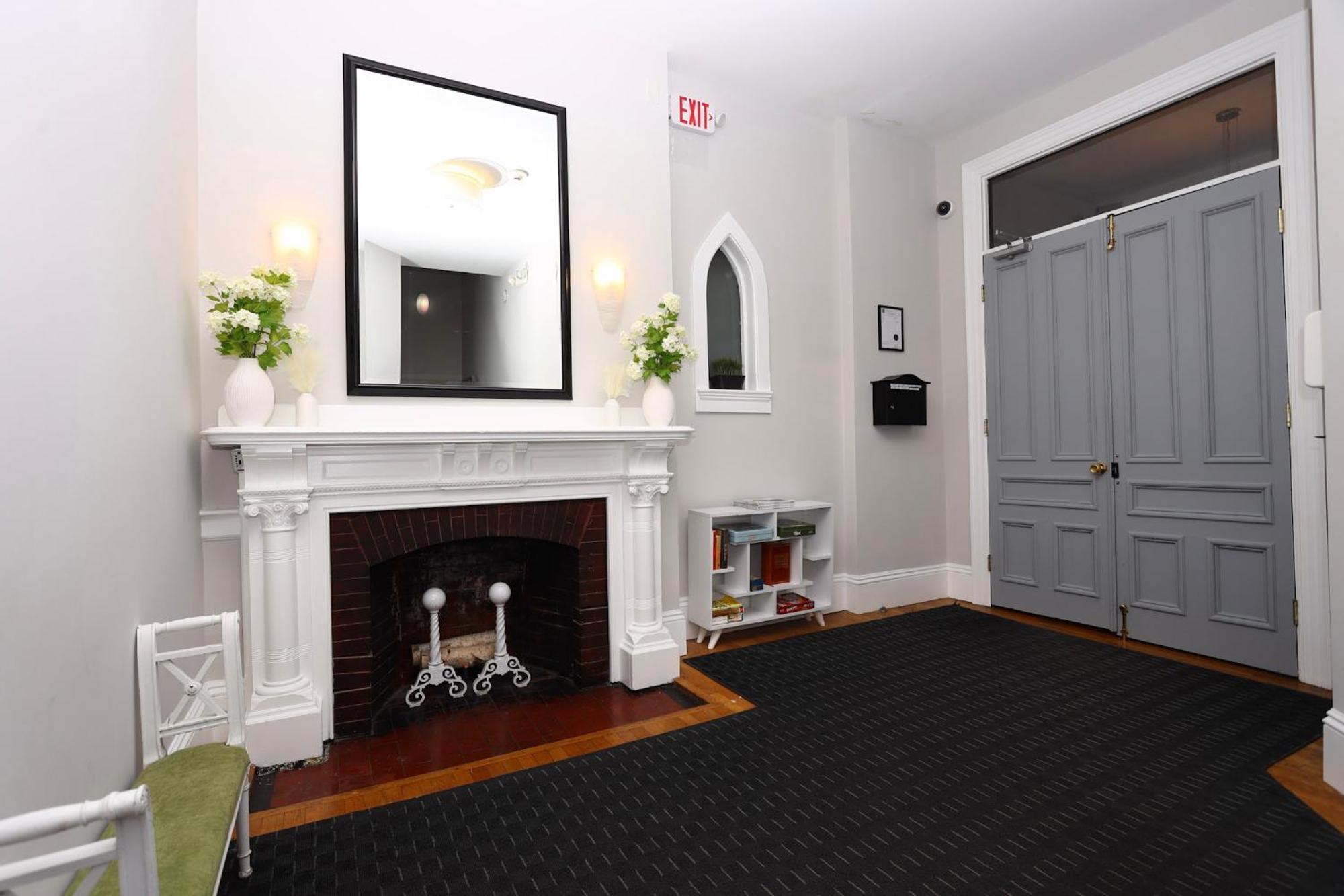 Cozy Newbury Street Studio, #5 บอสตัน ภายนอก รูปภาพ